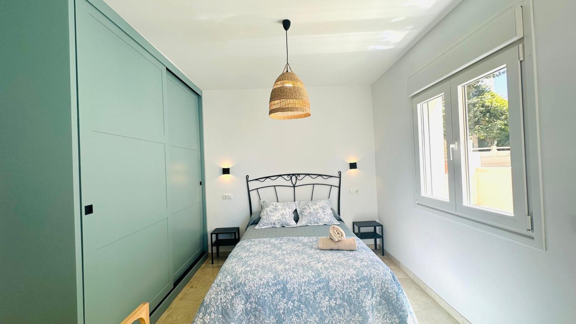 Marina Bay Apartment